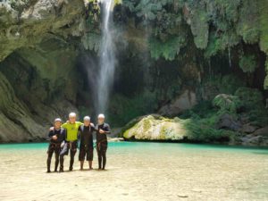 Cascada del chipitin en santiago